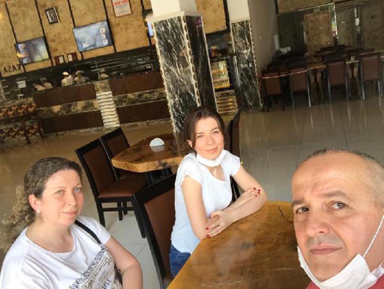 Kazada öldü, üniversite diploması babasına verildi 