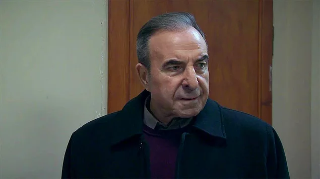 Arka sokaklar Rıza baba karakteri öldü mü? Zafer Ergin diziden ayrılacak mı?