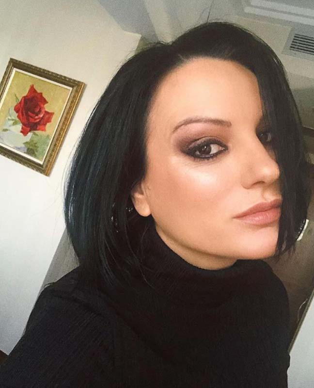 Almeda Abazi'nin annesi kim? Albana Abazi kimdir, nereli, kaç yaşında? Evli mi, kaç çocuğu var?