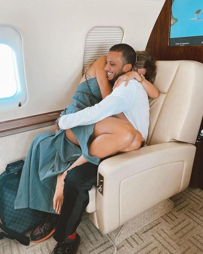 Deniz Akkaya'dan Şeyma Subaşı'nın bodrum paylaşımına büyük tepki: "Bir de Türk bayrağına k..... dönmüş poz veriyor"