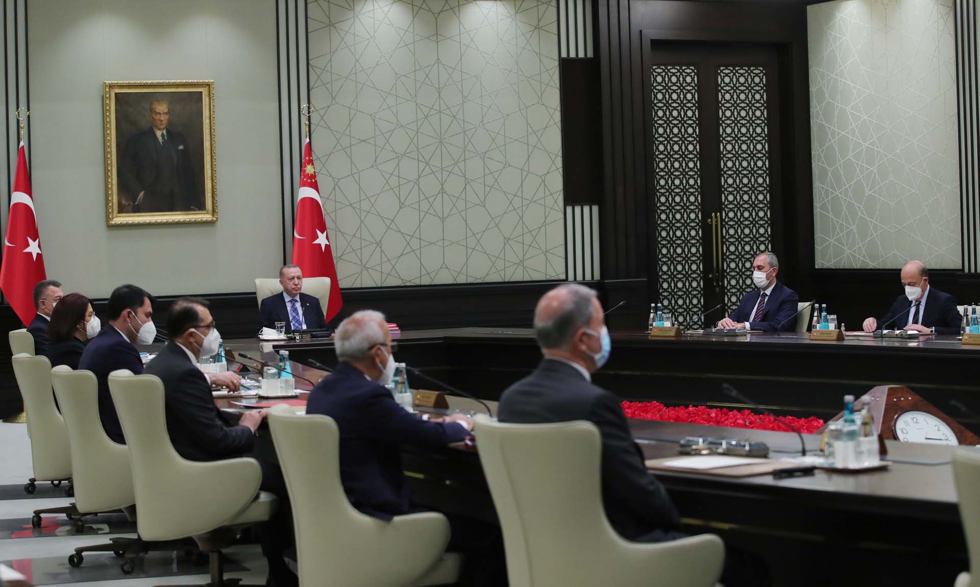 Cumhurbaşkanı Erdoğan talimat verdi! Cumhurbaşkanlığı Kabine toplantısı ertelendi 