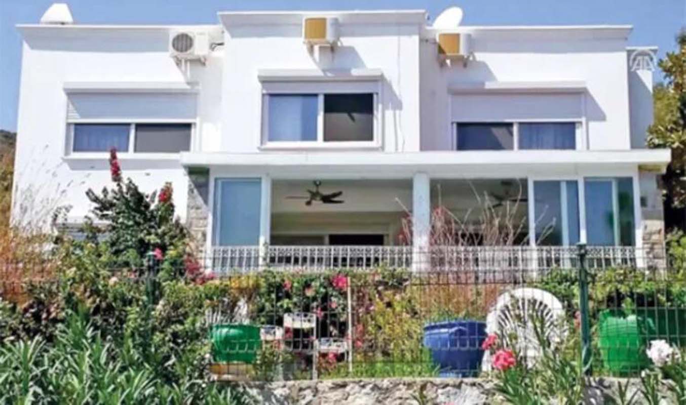 Yeşilçam'ın usta ismi Fatma Girik villasını satışa çıkardı! İstediği rakam dudak uçuklattı!