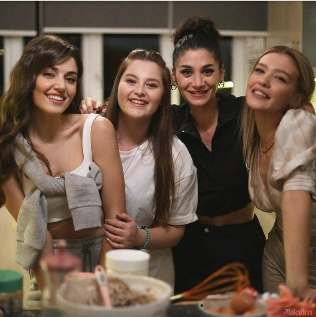 Saman alevine döndü! Murat Dalkılıç - Sitare Akbaş aşkı hızlı başlayıp çabuk bitti!