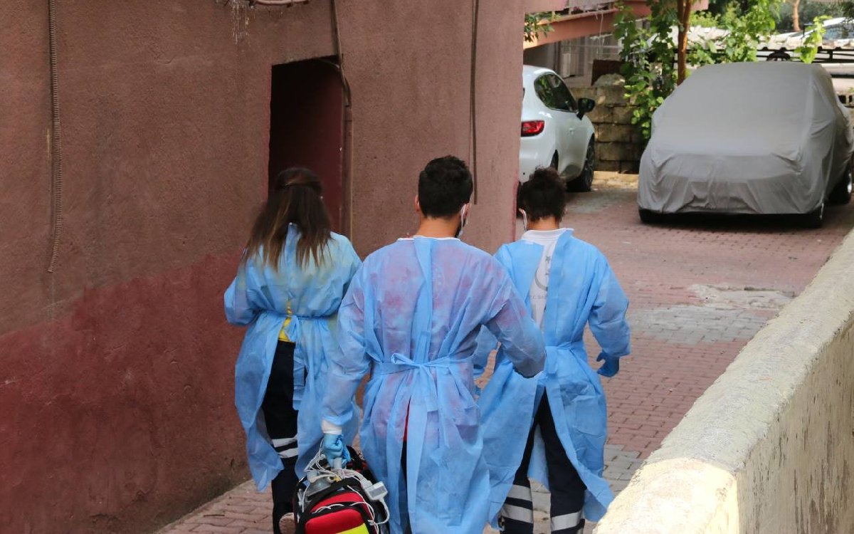 Polisler korkunç manzara ile karşılaştı: Anne ve kızı ölü bulundu