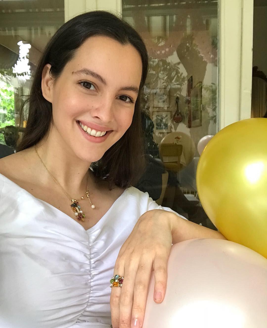 İkimizin Sırrı dizisinin Neva'sı Leyla Feray kimdir, nereli ve kaç yaşında? Hangi dizilerde oynadı?