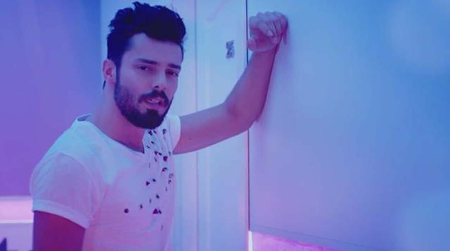 Şarkıcı Bulut Duman hakkında iğrenç iddia! Çocuğuna cinsel istismara azmettirme suçundan hapsi isteniyor!