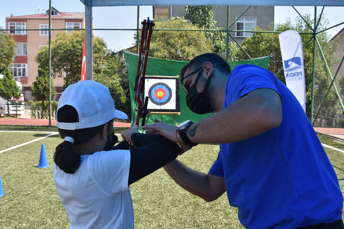 Pendik'te okçuluk eğitimleri başladı!
