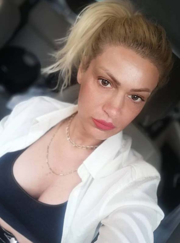 Popstar Mehtap pavyonda çalıştığı günleri anlattı: Çocuklarınıza sahip çıkın