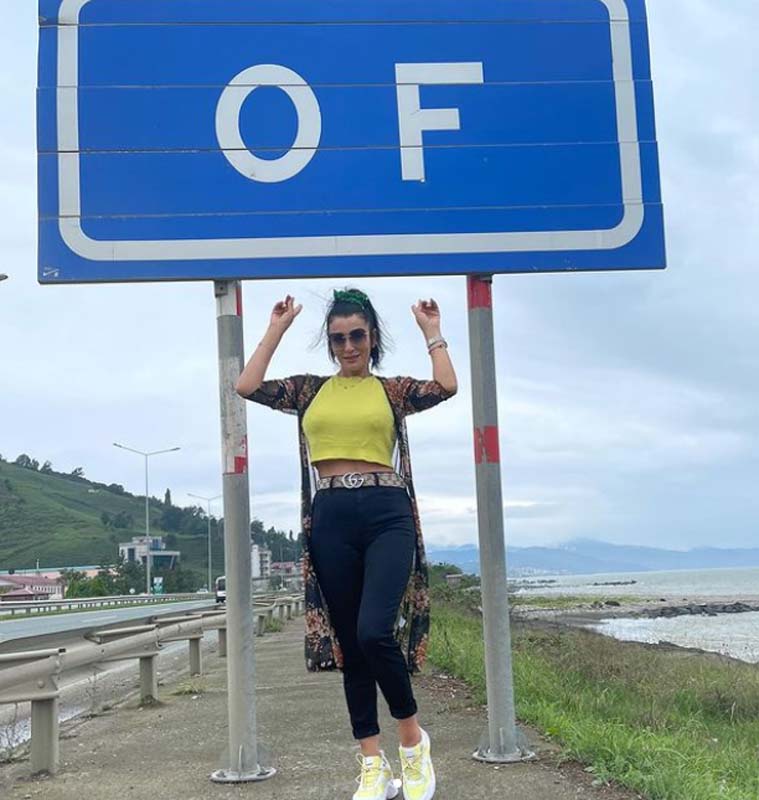 Aleyna Tilki'nin annesi Havva Öztel son paylaşımıyla yine çok konuşuldu! Takipçilerinden Sütyen giyseydin yorumları yağdı