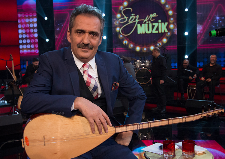 Canlı yayında TRT'ye tepki göstermişti! Muazzez Ersoy'un programı iptal oldu! Yerine bakın kim geldi