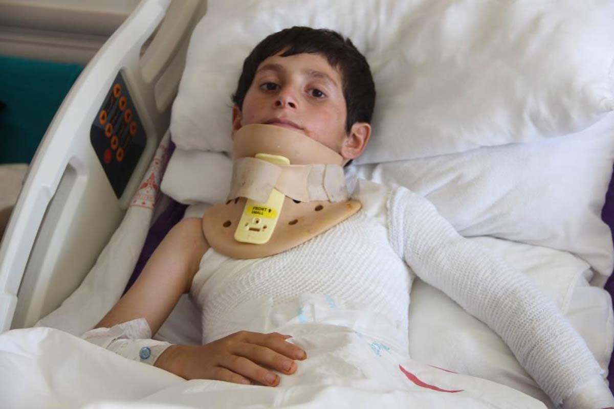 Öldü sanılan çocuğu yaşatmak için toprağa gömdüler!