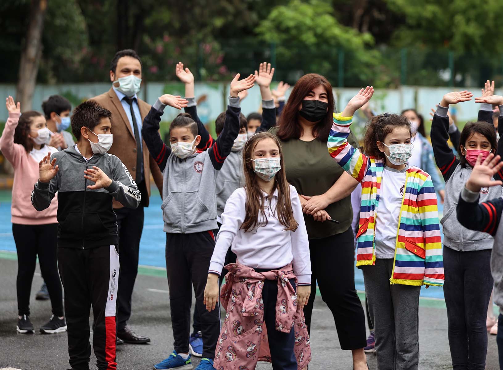 Cumhurbaşkanlığı kabine toplantısı kritik gündem maddeleriyle toplanıyor! Aşı olmayanlara kısıtlama masada 