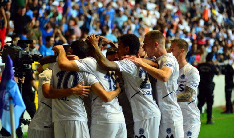 Fenerbahçe - HJK Helsinki UEFA Avrupa Ligi play-off maçı canlı izle | TV8 canlı yayın izle linki