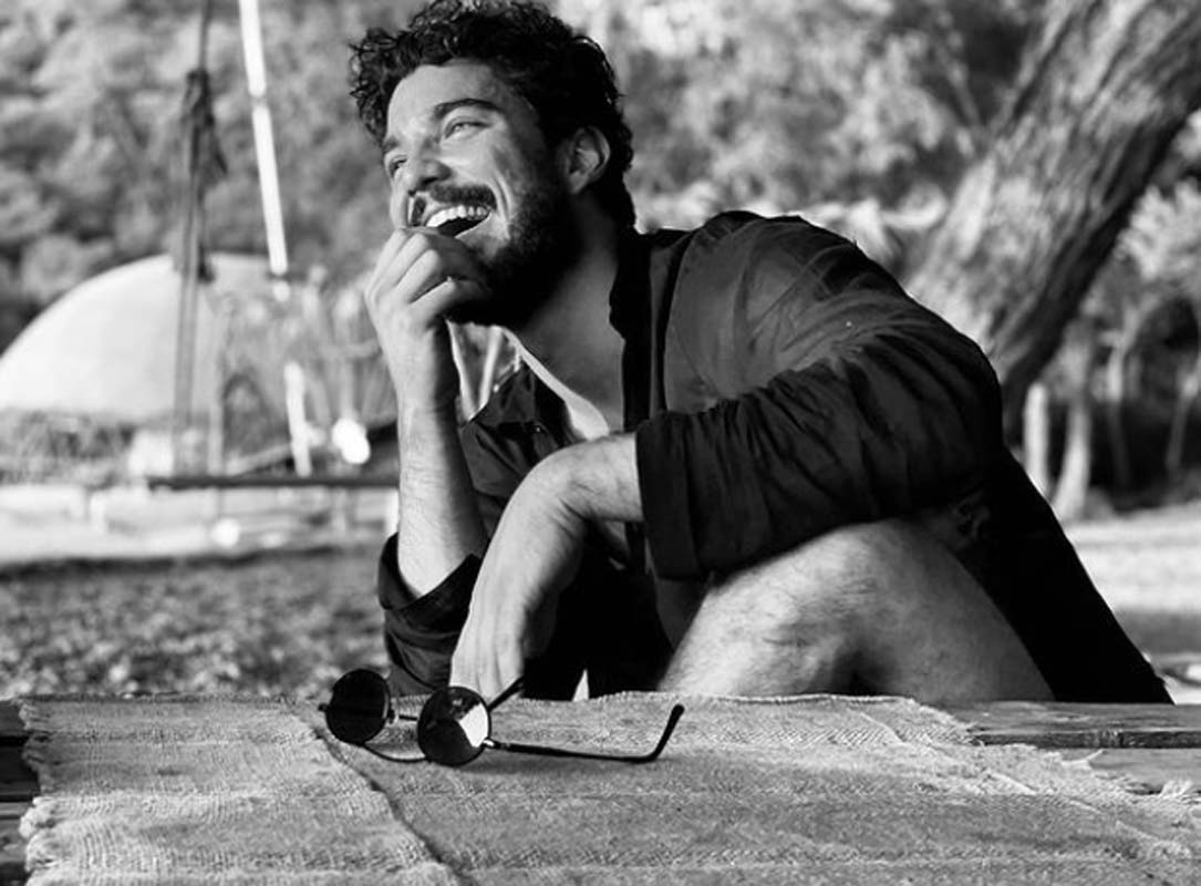 Kaan Yıldırım'ın paylaştığı fotoğrafa Uraz Kaygılaroğlu'nun yaptığı yorum damga vurdu! Sanırım ayrılacağız