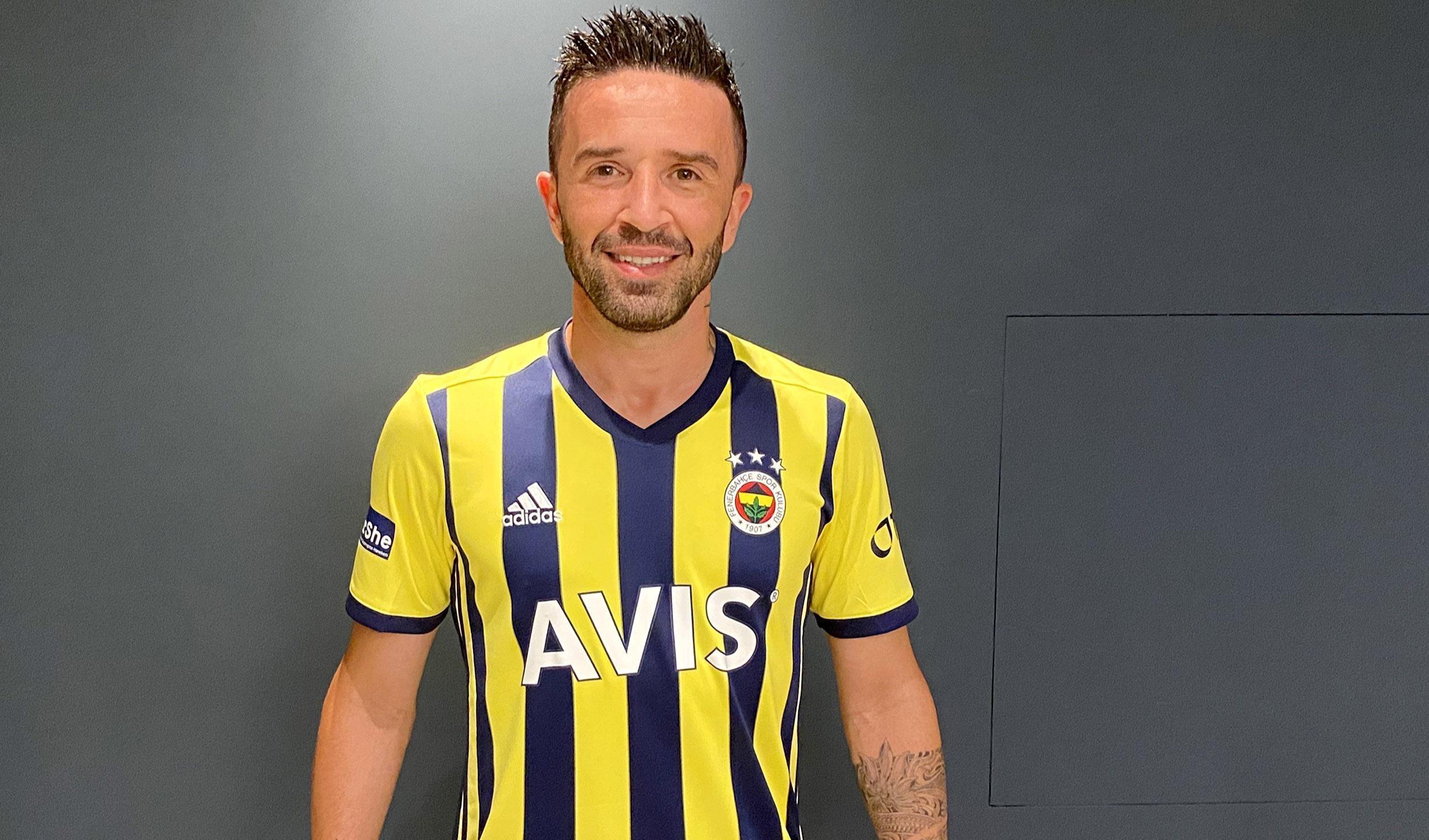 Yıllar sonra kardeşi olduğunu öğrendi! Gökhan Gönül'den beklenen Can Gönül açıklaması geldi!