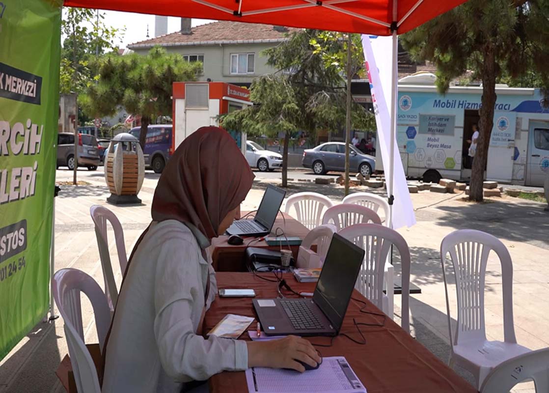 Tuzla Belediyesinden YKS Sonrası öğrencilere destek! Rehberlik Hizmeti devreye girdi