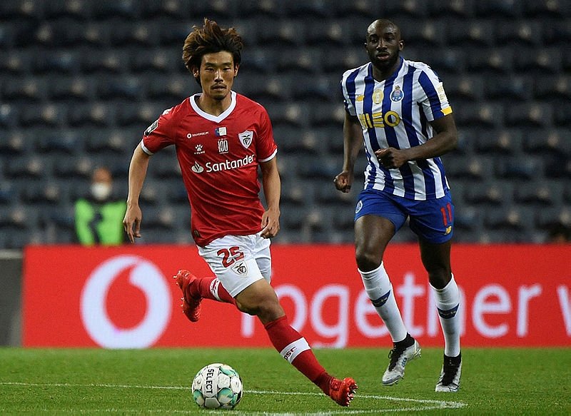 Fenerbahçe uzak doğuyu sevdi! Japon orta saha Hidemasa Morita için girişimlere başlandı!