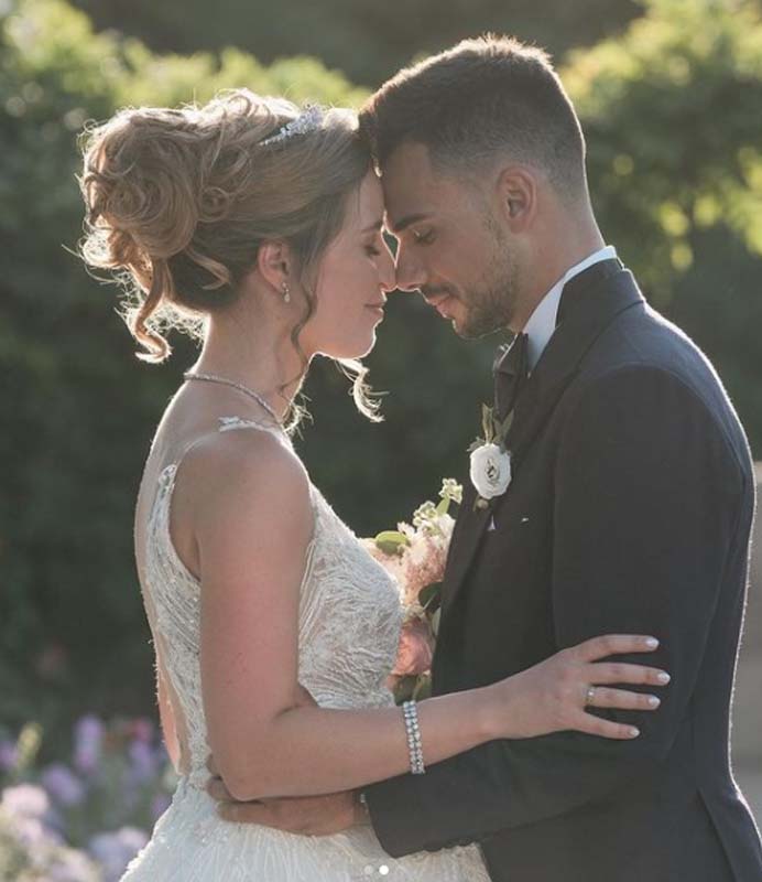 11 yıl boyunca aşklarını gizli yaşadılar! Dünya şampiyonu üvey kardeşiyle hayatını birleştirdi! 