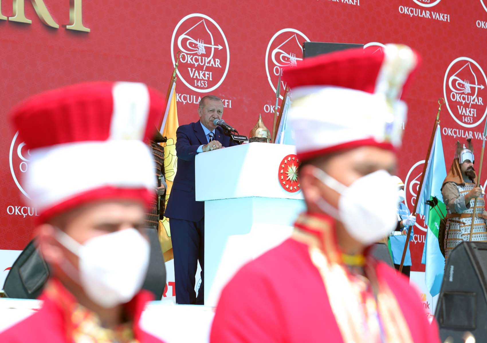 Cumhurbaşkanı Recep Tayyip Erdoğan, Malazgirt Zaferi'nin 950. yılı programında konuştu: Milletimizin başını öne eğdirmeyeceğiz