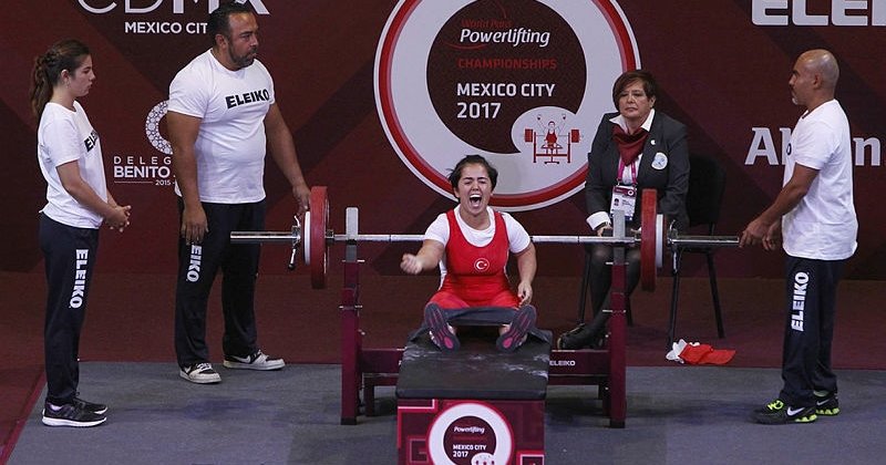 Paralimpik Olimpiyatları'nda ikinci madalya halterden! Milli sporcu Besra Duman bronz madalya kazandı!