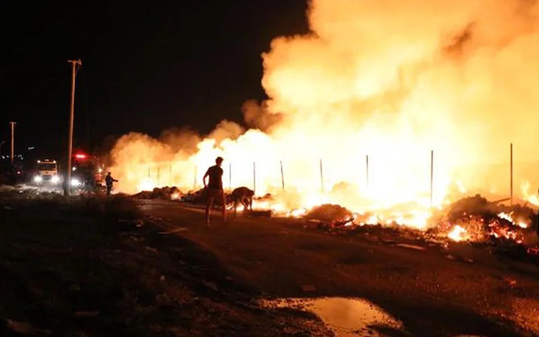 Yalova'da çöp depolama alanında yangın çıktı!