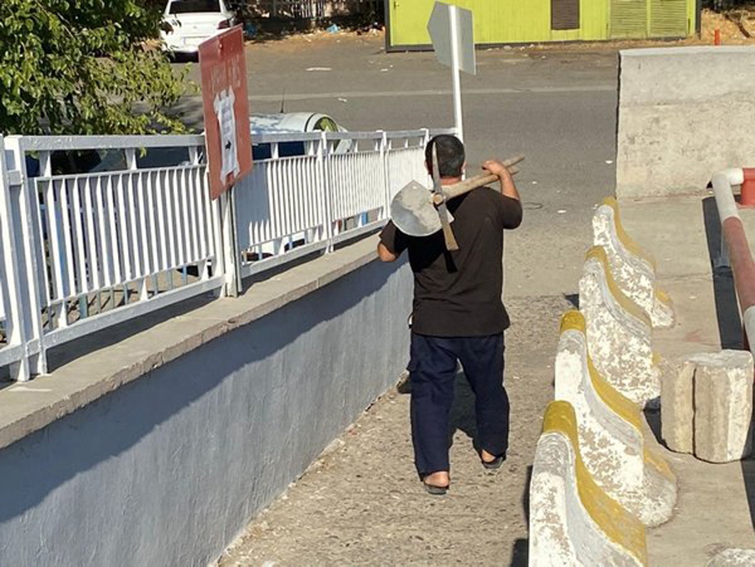 Hastaneye gitmeyi reddedip toprağa gömdüler! Diyarbakır'da hayret verici olay!