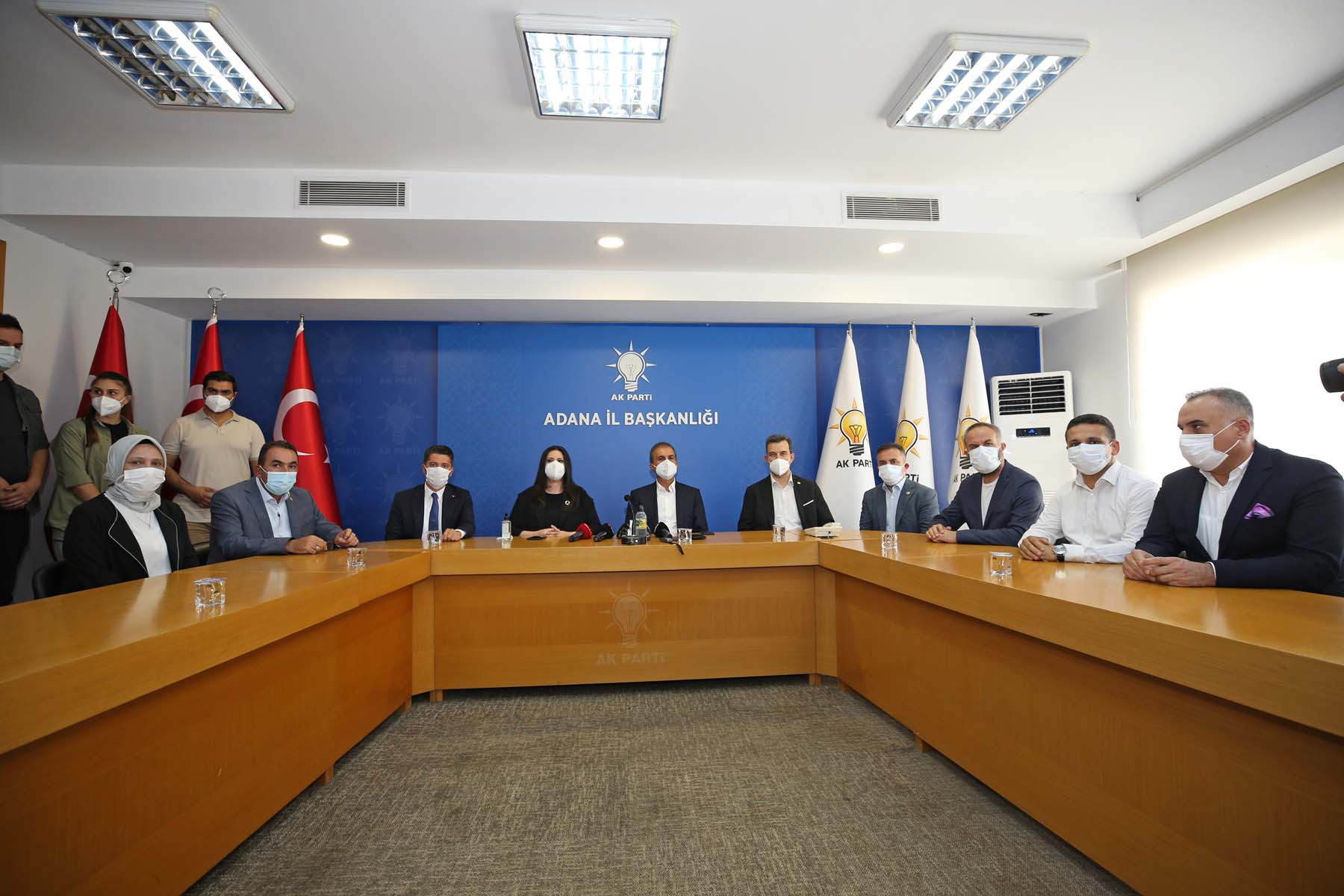 AK Parti Sözcüsü Çelik'ten Taliban ve Kabil Havalimanı açıklaması