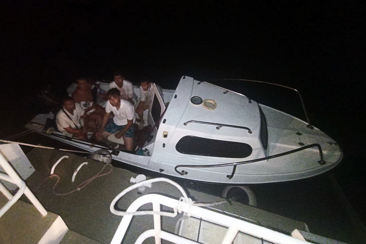 Bodrm'da FETÖ'cüler tekneyle kaçmaya çalışırken yakalandı!