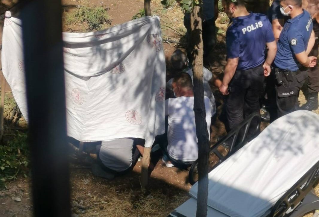 Hastaneye gitmeyi reddedip toprağa gömdüler! Diyarbakır'da hayret verici olay!