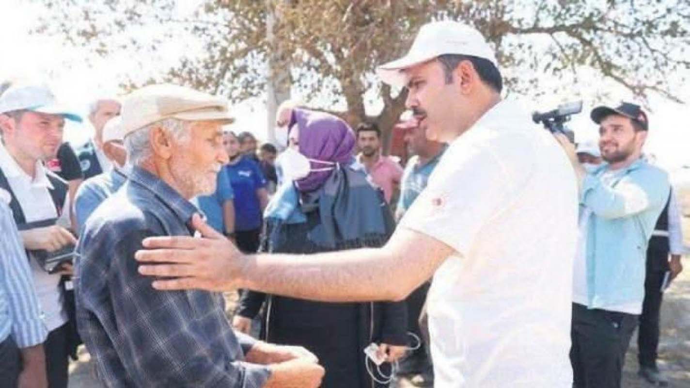 Yaralar sarılıyor! Antalya'da evleri yangından etkilenen yaşlı çiftin yüzü güldü! 15 günde teslim edildi