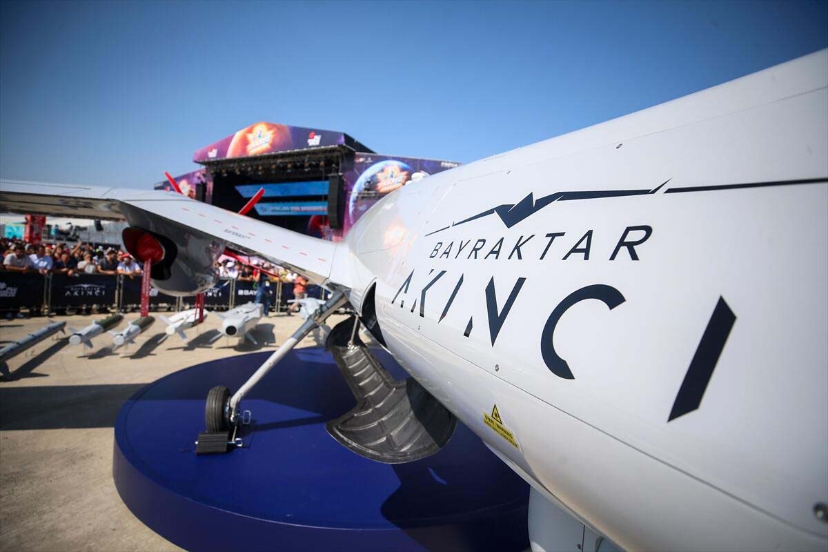 Akıncı TİHA açılımı nedir? Akıncı TİHA özellikleri nelerdir? Fiyatı nedir? Kaç adet üretilecek?