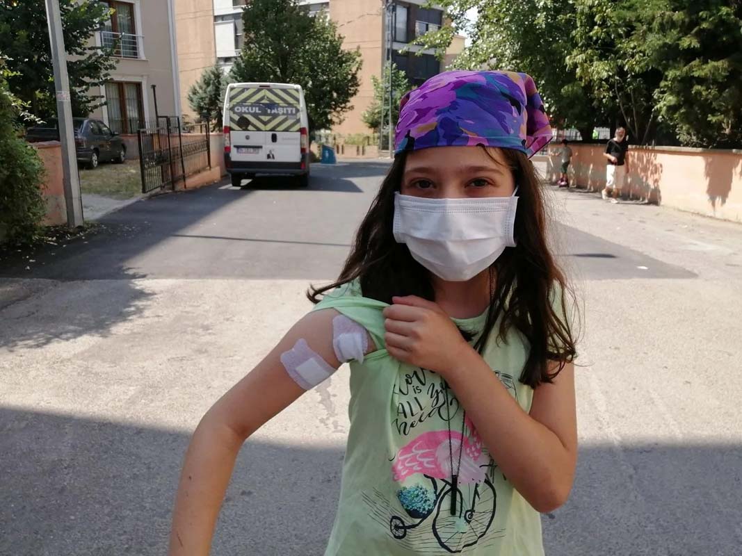 Pendik'te emekli polis dehşet saçtı! Kendisine haylayan köpeği delik deşik etti!