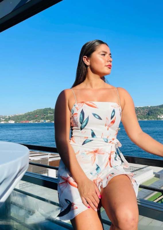 Survivor'da kim öpüştü? Ayşe Yüksel İçimde neler neler var diyerek yarışmacı arkadaşlarını ifşaladı! 