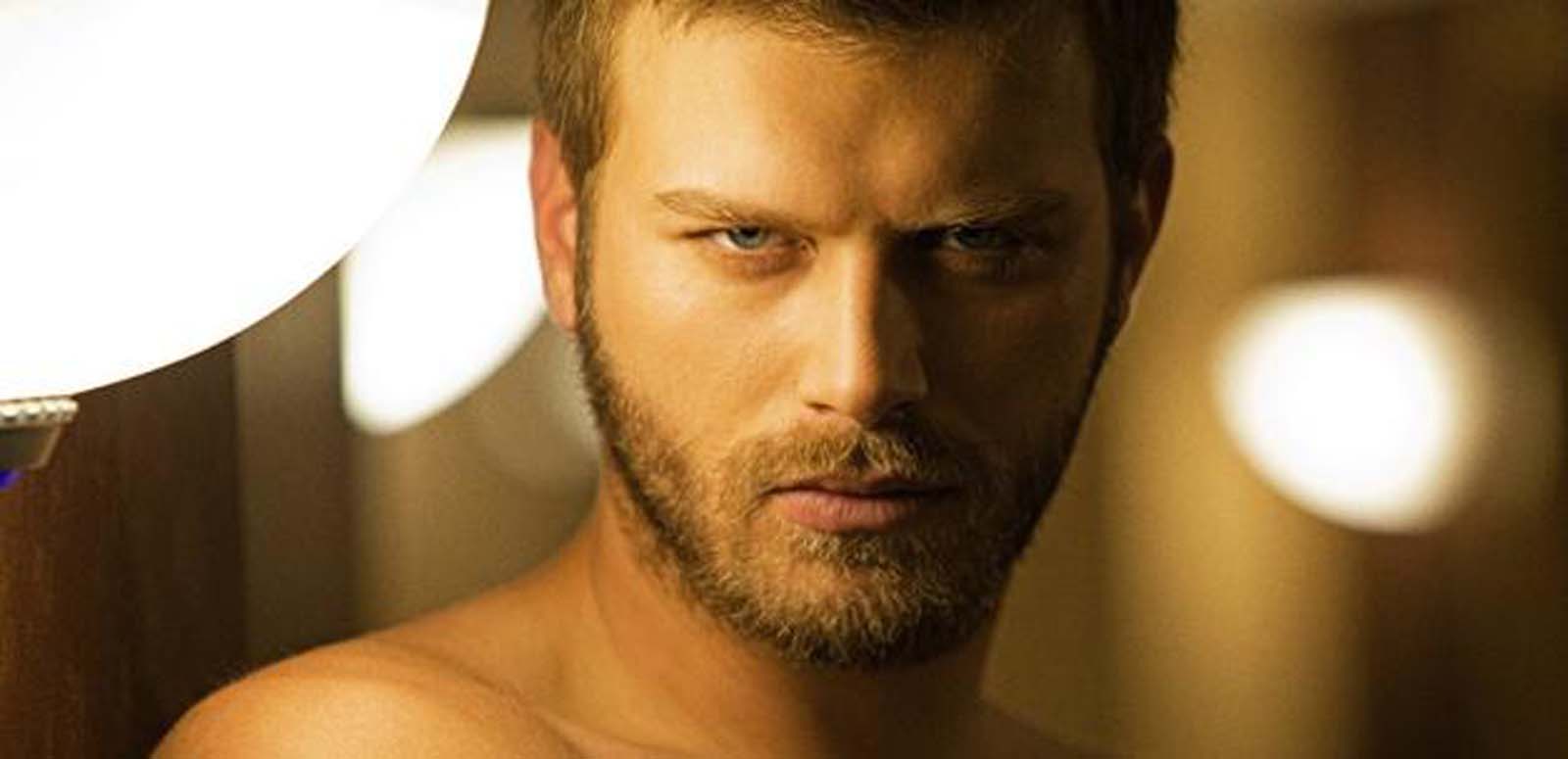 Kıvanç Tatlıtuğ Netflix'e transfer oldu! Projenin yeni sezonu 8 Eylül'de yayınlanacak!