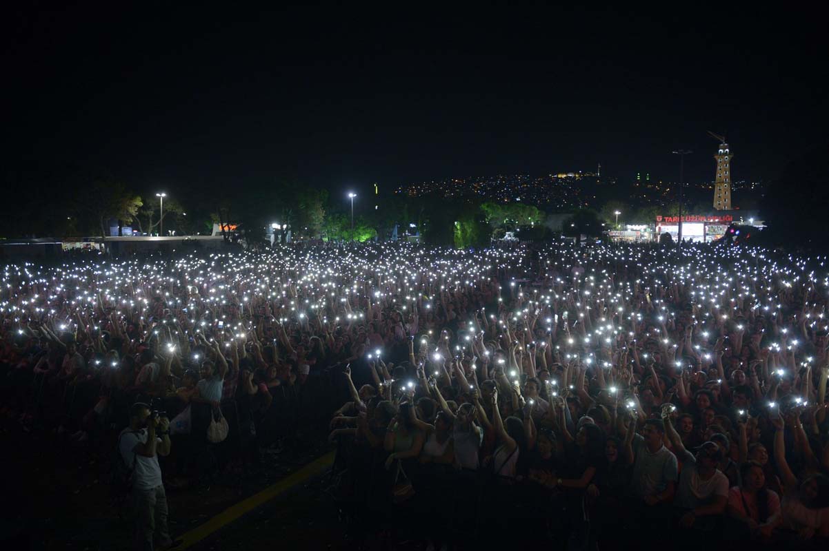 Çim Konserleri 2021 İzmir! Fuar Çim Konserleri nerede, saat kaçta 2021? 
