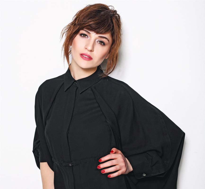 Yaptığı hareketle tepki toplayan Gonca Vuslateri'nin açıklamaları hayrete düşürdü! Memleketi karşıma alırım