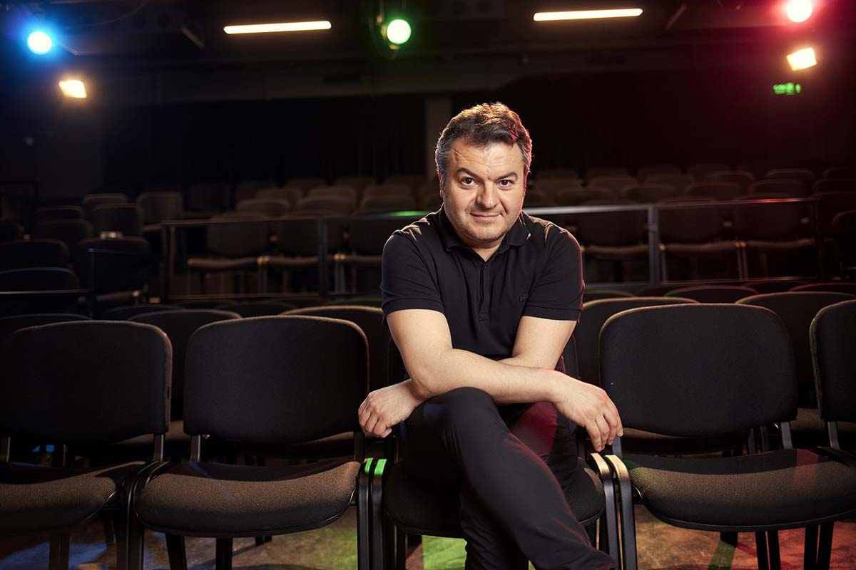 İş Bankası Zeki Müren reklamında kim oynuyor? İş Bankası'nın Zeki Müren reklamına neden tepki gösterildi?