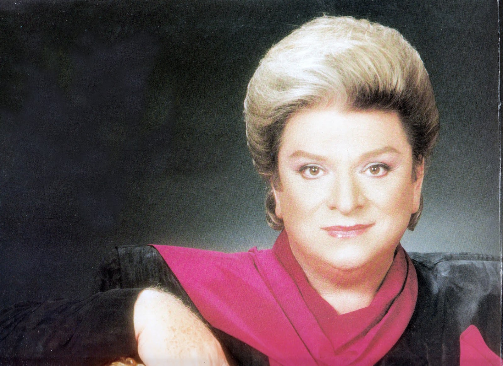 İş Bankası Zeki Müren reklamında kim oynuyor? İş Bankası'nın Zeki Müren reklamına neden tepki gösterildi?