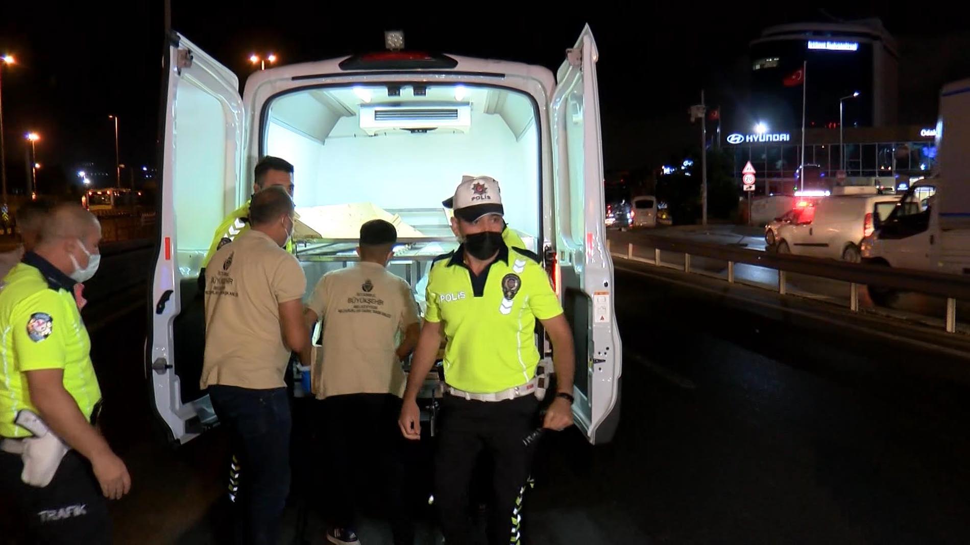 Motosiklet 500 metre savruldu! 2 ölü