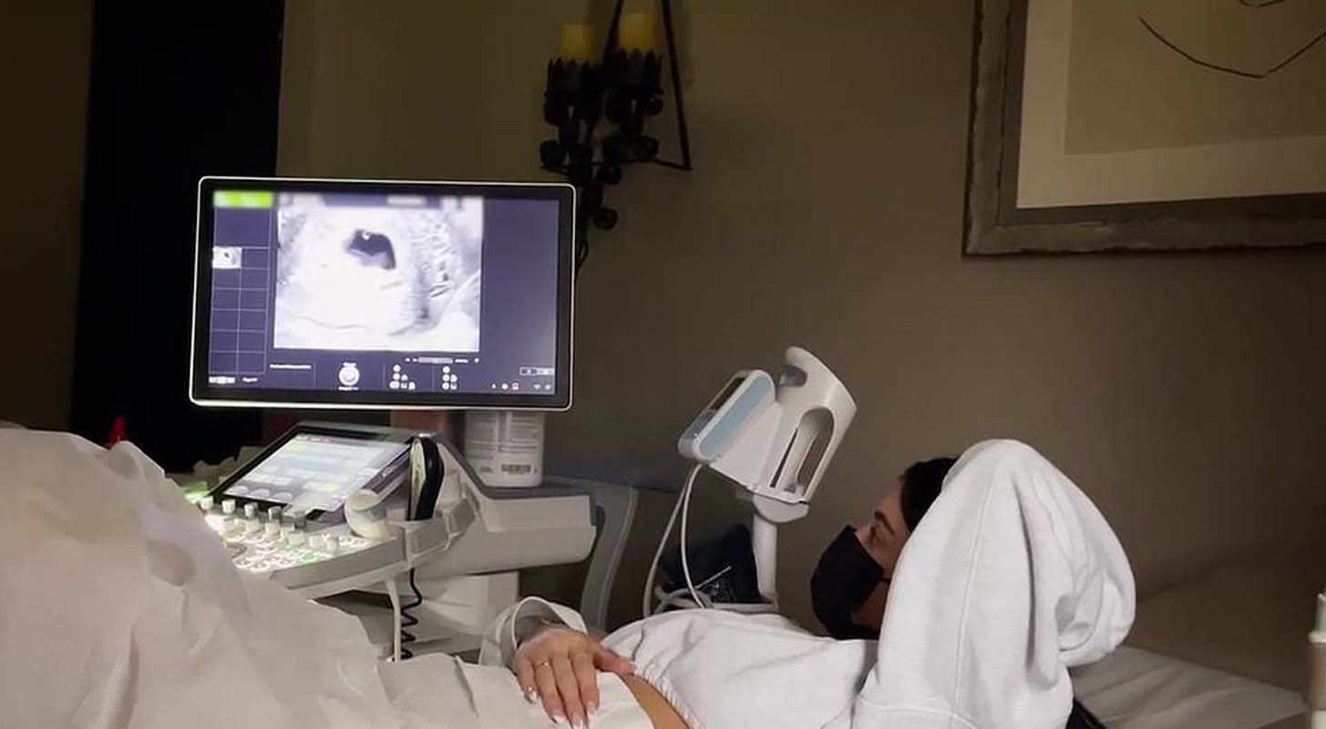 Bu kez saklamadı! Dünyaca ünlü model Kylie Jenner, paylaştığı videoyla müjdeyi duyurdu!