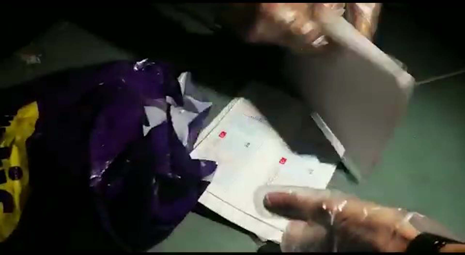 Bahçelievler’de sahte belge üreten matbaaya baskın!