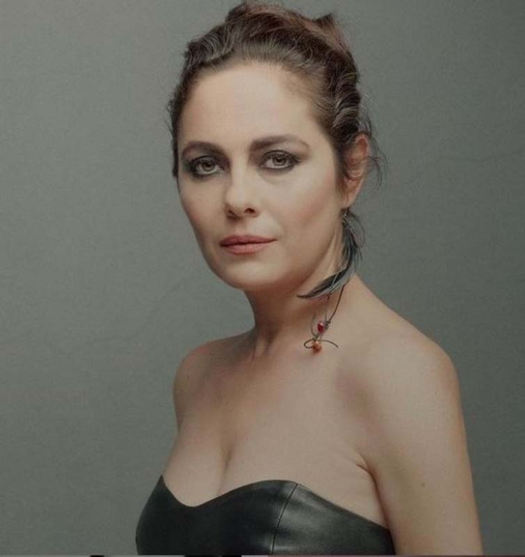  Nilüfer Açıkalın hakkında şaşırtan suçlama! Eski sevgilisinin parasıyla jigolo tuttuğu iddia edildi!