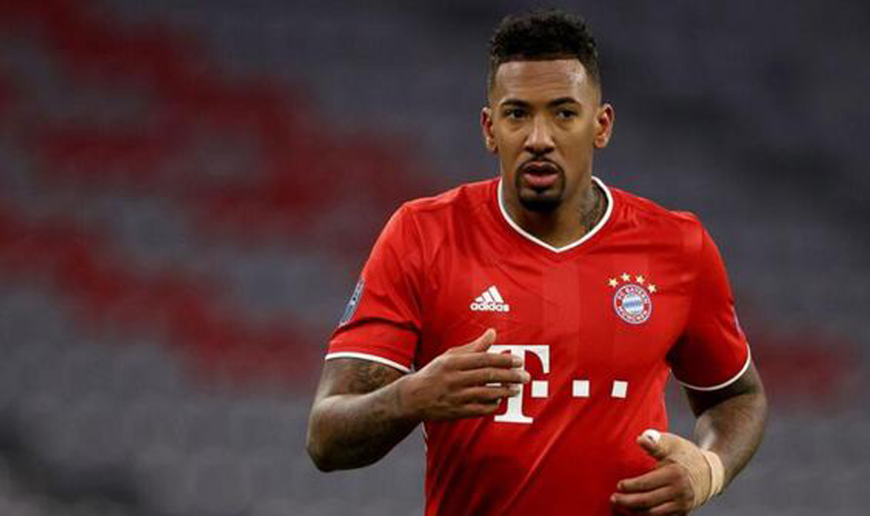 Eski sevgilisi evinde ölü bulunmuştu! Yıldız futbolcuya mahkemeden rekor ceza geldi!