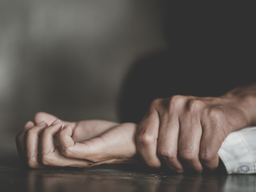 Antalya'da otel görevlisinden taciz skandalı! Uyuyan kadın müşterinin bacaklarına dokunup mastürbasyon yaptı