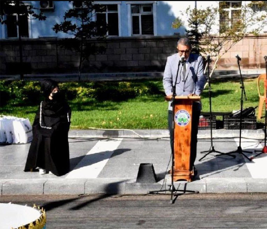 Balıkesir'de skandal üstüne skandal! Çarşaflı kadını zincire vurma olayının ikincisi pes dedirtti!