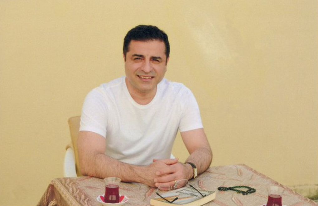 HDP'li Demirtaş millet ittifakına verdi veriştirdi! HDP’yi ciddiye almayan kaybeder