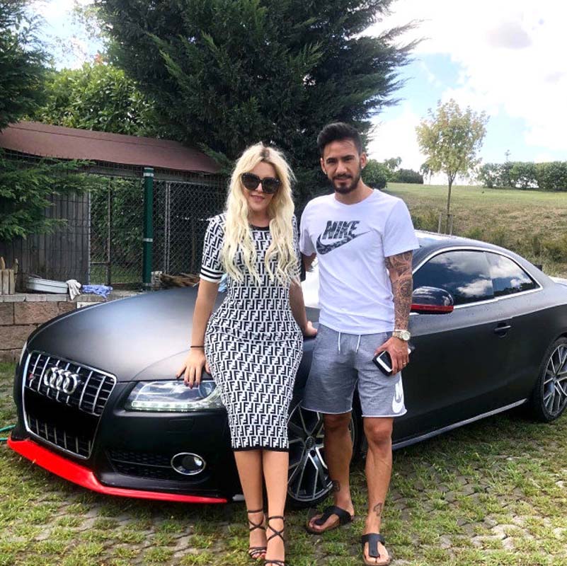 Selin Ciğerci asıl şimdi çıldıracak! Güzel manken ve oyuncundan Gökhan'ı Çıra gibi yakacak mesaj! Üstelik Selin Ciğerci'yle halen mahkemelik!