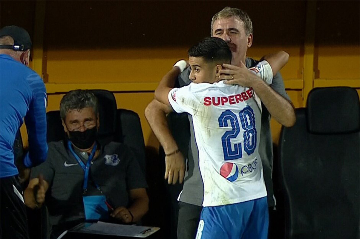 Enes Sali kimdir, nereli ve kaç yaşında? Enes Sali hangi takımda oynuyor?