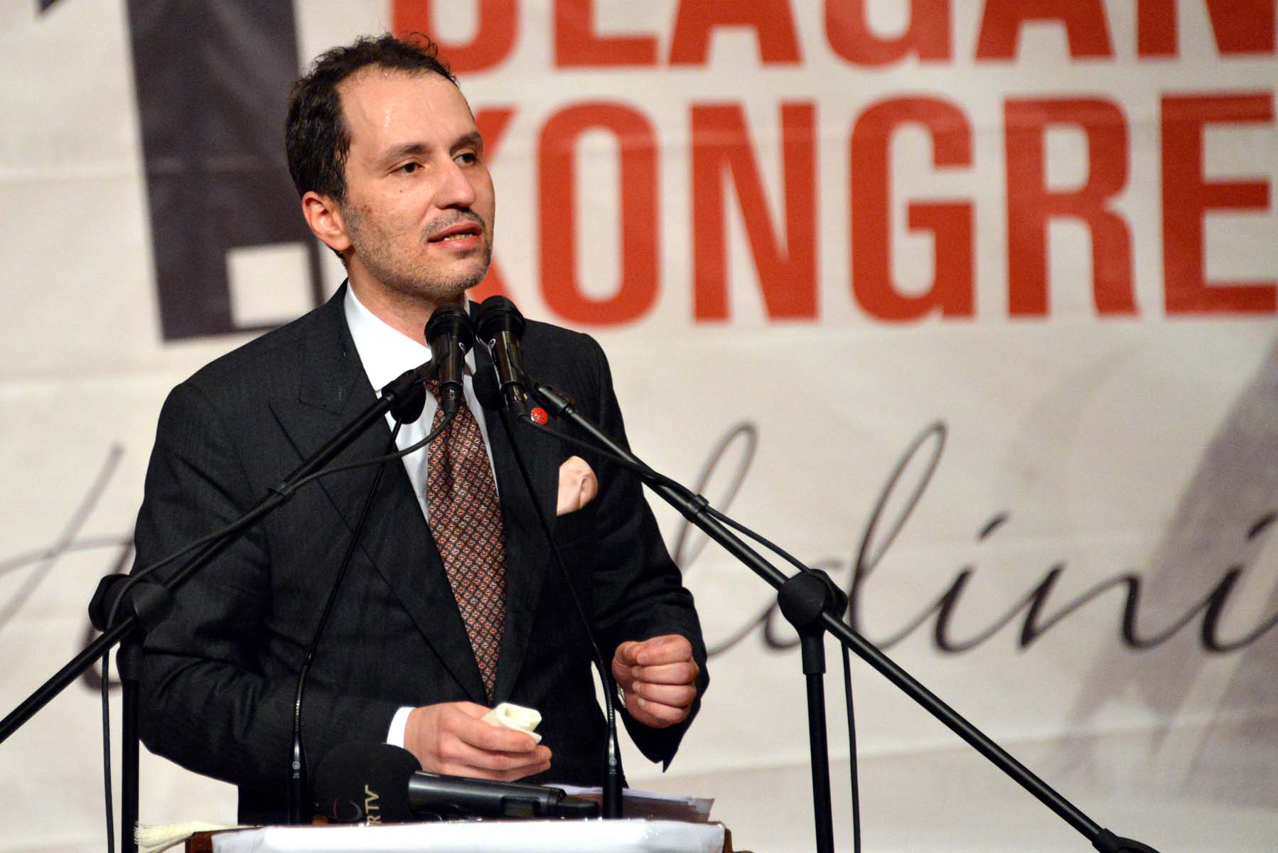 Fatih Erbakan'dan pandeminin bitişiyle ilgili formül: ''Doğal bağışıklık ile mümkün''