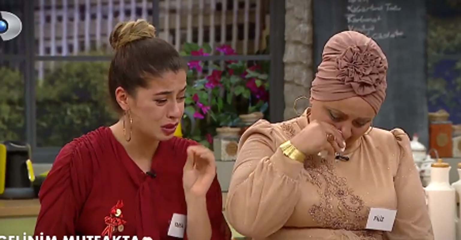 Gelinim Mutfakta'da gözyaşları sel oldu! Yaren'in kayınvalidesi Filiz Hanım anlattıklarıyla Demet Akalın'ı bile ağlattı!